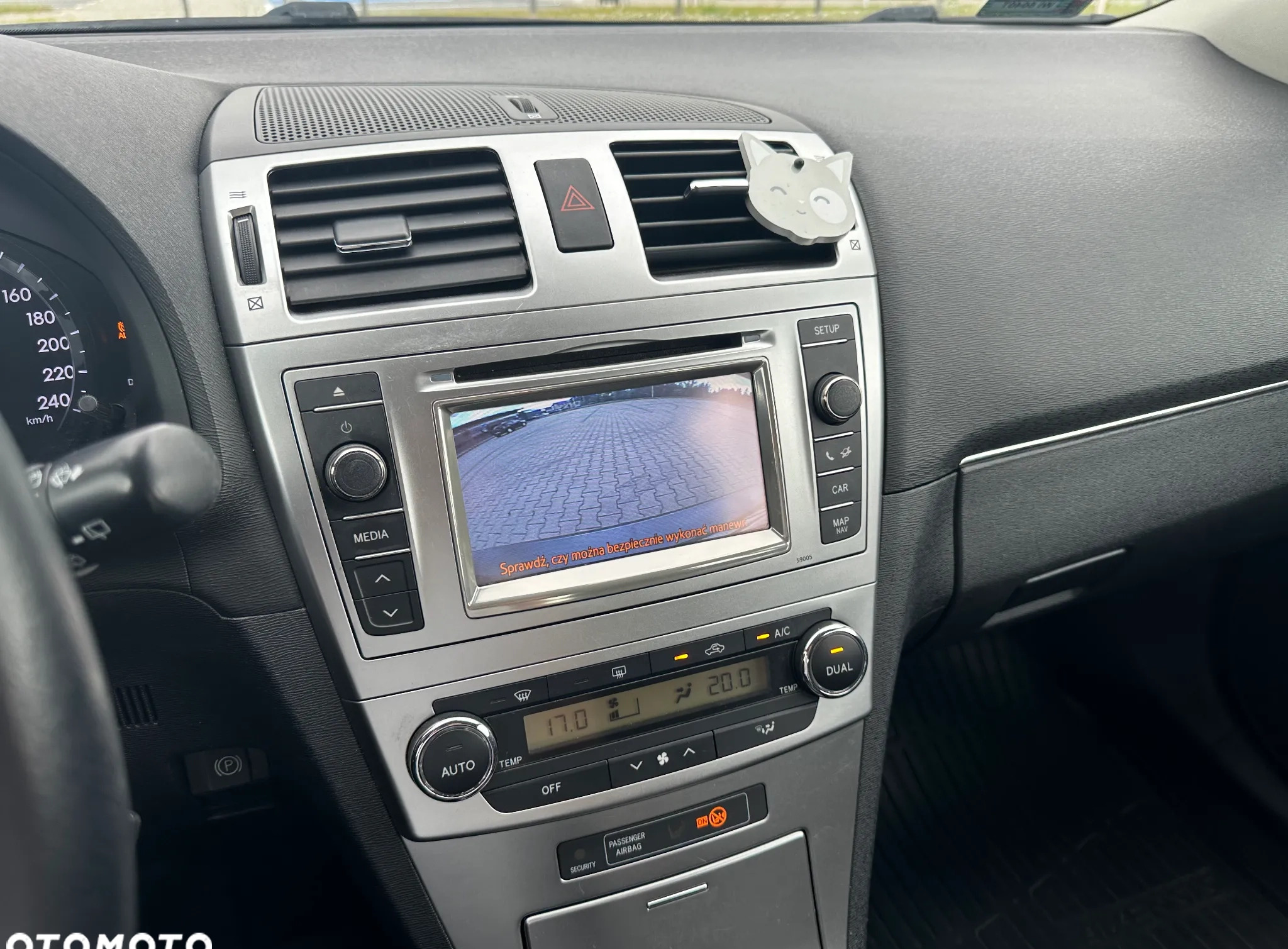 Toyota Avensis cena 46500 przebieg: 182990, rok produkcji 2012 z Lubomierz małe 254
